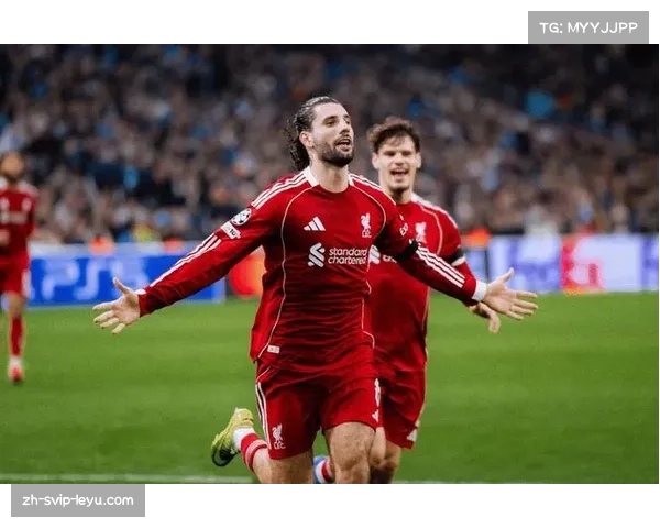 施塔赫直接任意球破门赛季第三球 与索博斯洛伊并列英超第一